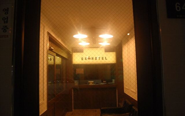 64 Inn Hotel