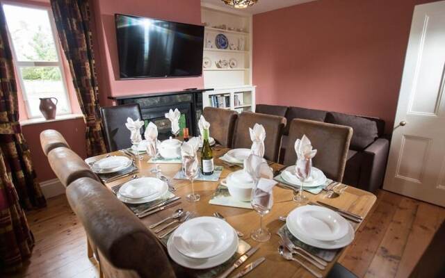 Withy Cottages
