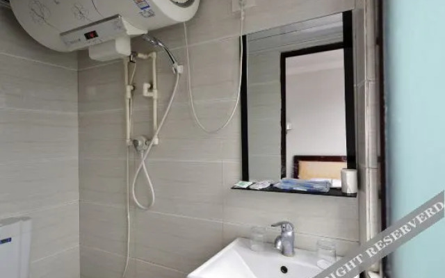 Zhenyuan 123 Hotel
