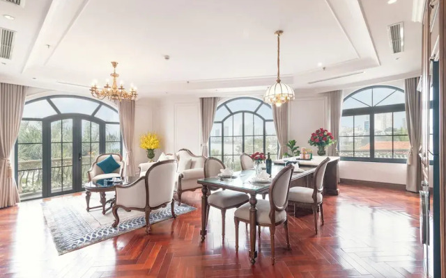 Luxe Paradise Suites Hotel