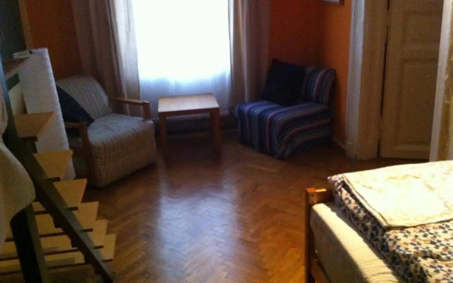 Gallery Stay Apartments