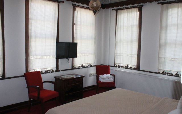 Toprakçiler Mansion