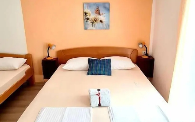 Olive Garden Apartments Petrovic