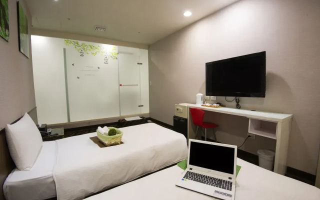 Diary Of Taipei Hotel - Ximen Station