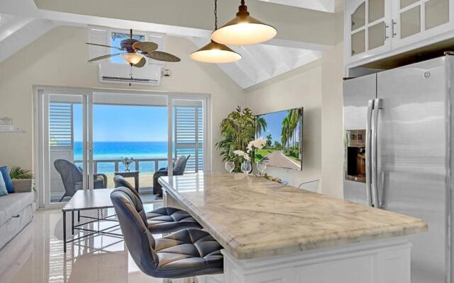 Hospitality Expert E22 Beach front Pool & Chef
