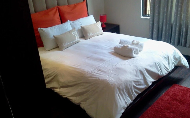 T.Recall Guest House