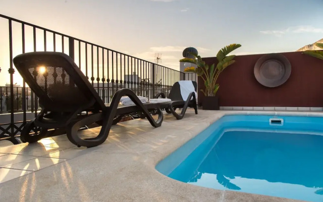 Apartamentos Plaza Cavana