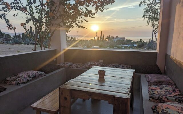 La Ventana Hostel and Hotel