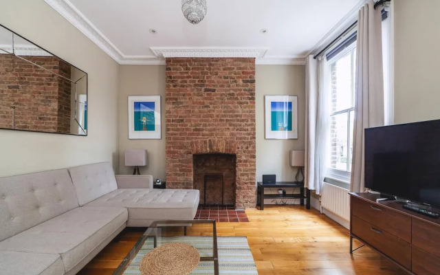 Charming One-Bed Oasis in Hammersmith