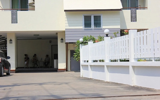 The Cottage Salaya