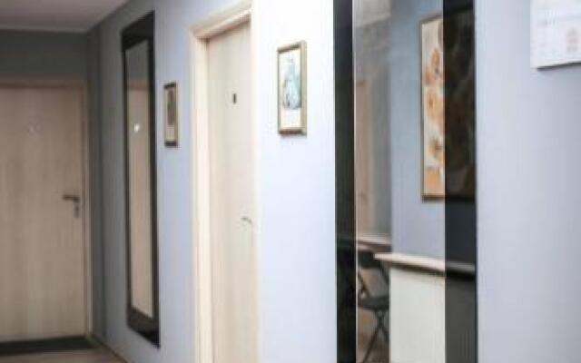 Aparthotel "DZIEWIĘTNASTKA"