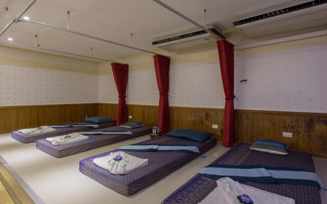 Sira Grande Hotel and Spa