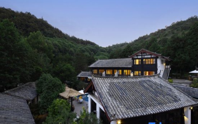 Yintang Museum • Snow Mountain Cliff Forest Oxygen Art Manor (Lijiang Shuhe Ancient Town Branch) – Outside – Lijiang