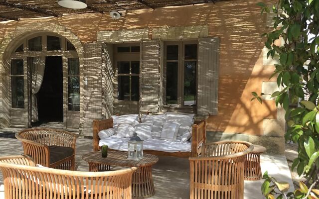 La Moureale Pool & SPA