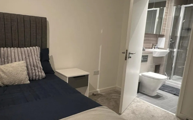 Riverside Retreat in Barking
