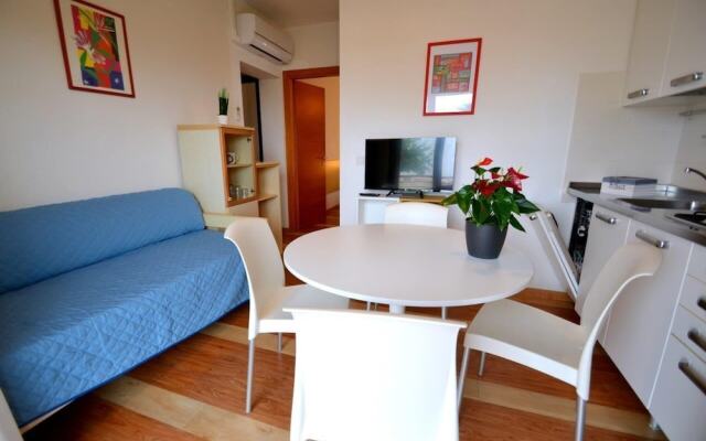 Beachfront Modern Flat With sea View