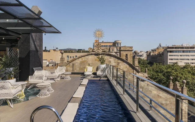 Hotel Bagues, a Small Luxury Hotels of the World
