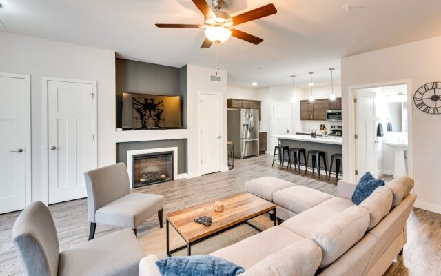 Modern Wisconsin Vacation Rental w/ Fireplace