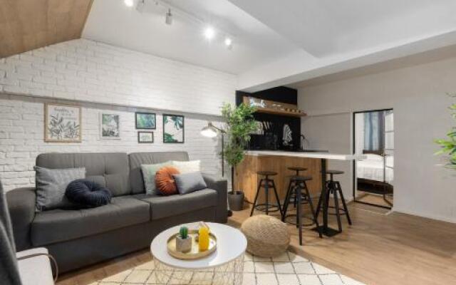 Historical Center by CityLife Suites