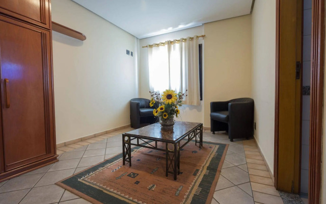 Requint Hotel