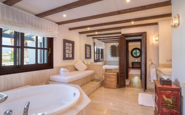 Modern Villa in Estepona With Private Pool