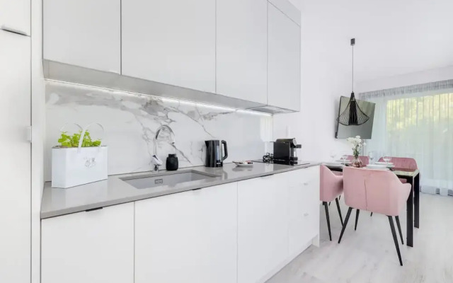 Studio With Swimming Pool by Renters