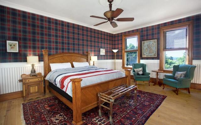 Markdale Manor Bed & Breakfast