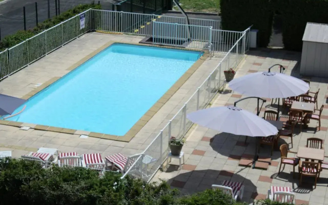 Golden Tulip Roissy Saint Witz