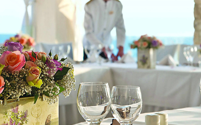 Alexander The Great Beach Hotel