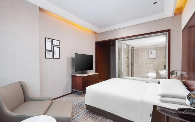 Renaissance Shanghai Zhongshan Park