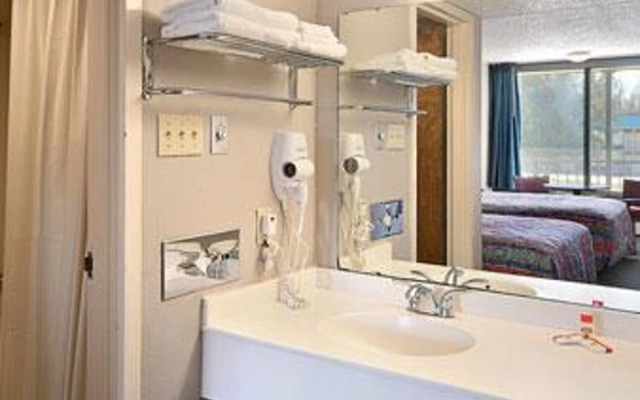 OYO Hotel Port Allen LA I-10 West