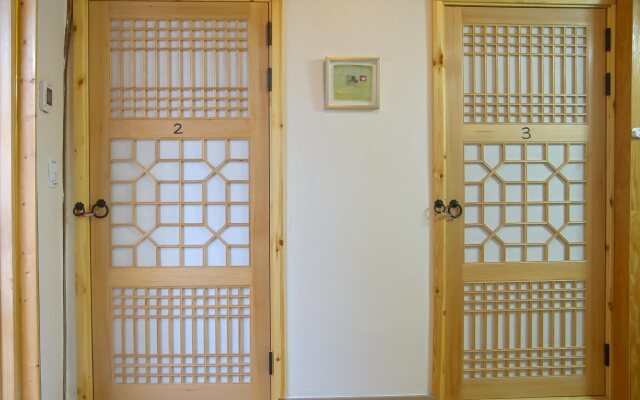 Seoul Lucky Guest House Hanok