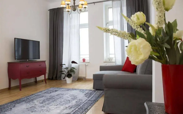 Leon Apartment