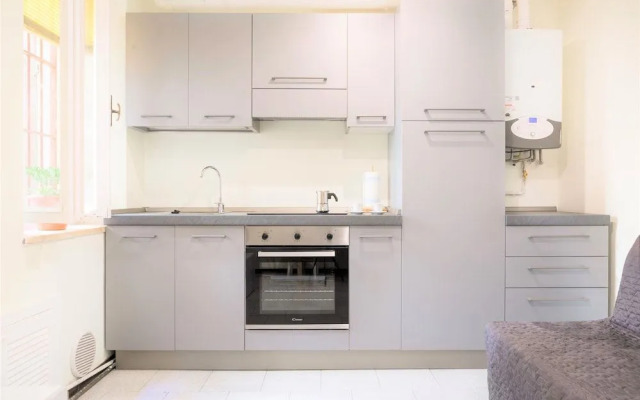 Centro Storico Oltretorrente Apartment