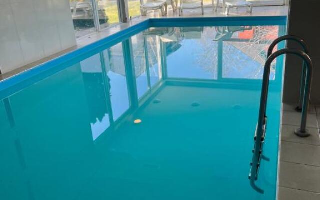 Royal Luxus Wellness Apartman