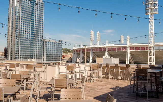 AC Hotel by Marriott Cincinnati at The Banks