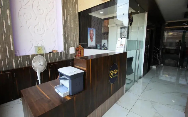 OYO 2456 Hotel Narayan Inn