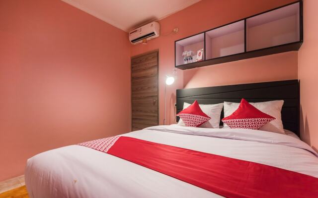 Sandang Residence by OYO Rooms