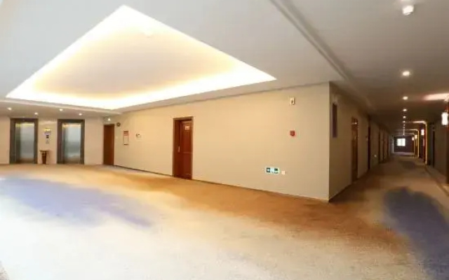 Hakkas Center Hotel