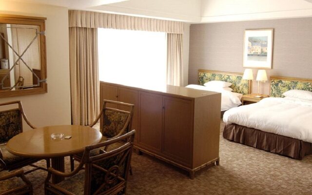 Royal Oak Hotel Spa & Gardens