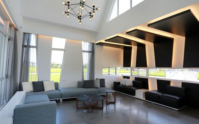 T2 Hall