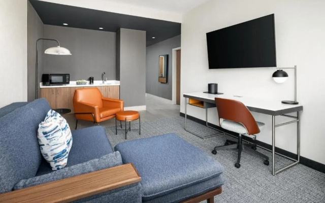 Courtyard By Marriott New Castle