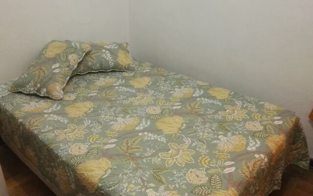 Hostel de'l Tata