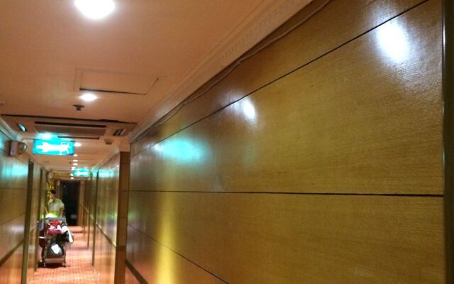 J Hotel
