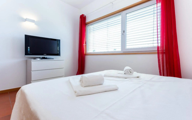 Marina Lovers by Seewest