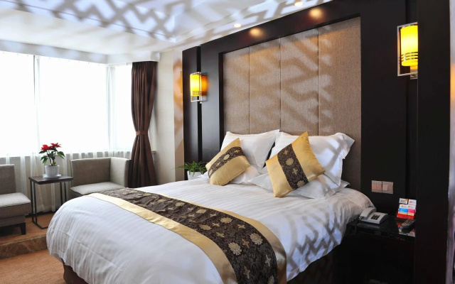 City Hotel(Hangzhou Renmin Road Metro Station)