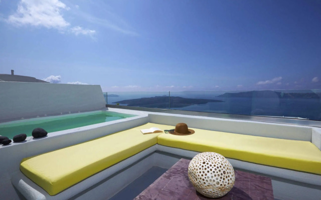 Caldera Apex Suites