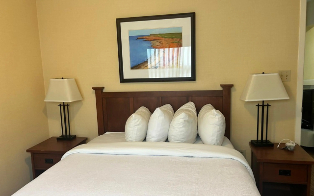 Charlottetown Inn & Conference Centre