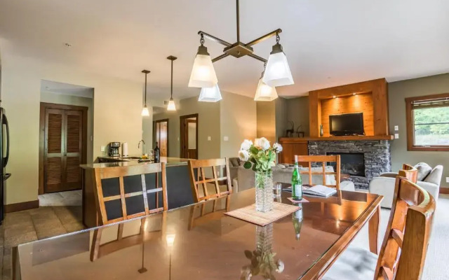 Étoile du Matin by Tremblant Sunstar