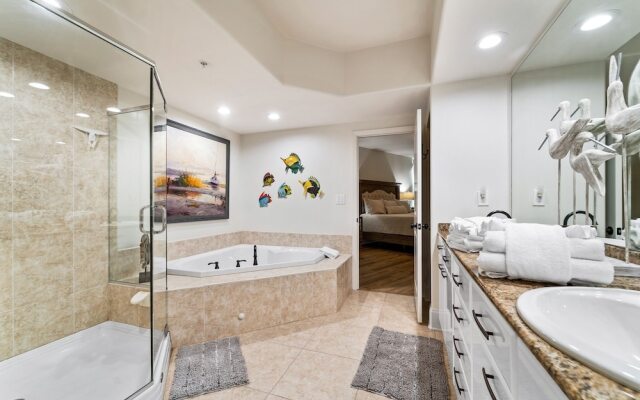 Crb0606 3 Bedroom Condo